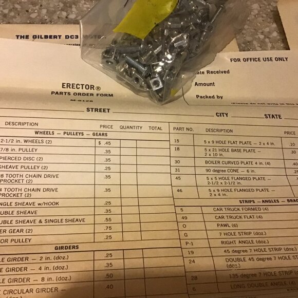 NOS Vintage Gilbert Erector Set - Motor - Red Case - Instructions - Fun !!!! - Picture 9 of 14